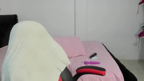 Snapshot of melody_rose10 chatting on 4, 5, 2026 Melody online show from 4, 5, 2026