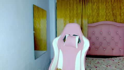 Snapshot of melody_tarly chatting on 29, 5, 2026 melody_tarly online show from 29, 5, 2026