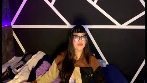 Snapshot of melodydreams1520 chatting on 2, 10, 2025 melodydreams1520 online show from 2, 10, 2025