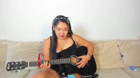 Mia online show from 11, 7, 2026