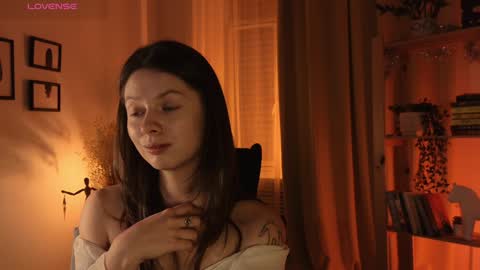 Snapshot of melodykey_x chatting on 12, 12, 2024 melody online show from 12, 12, 2024