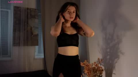 Snapshot of melodykey_x chatting on 12, 2, 2025 melody online show from 12, 2, 2025