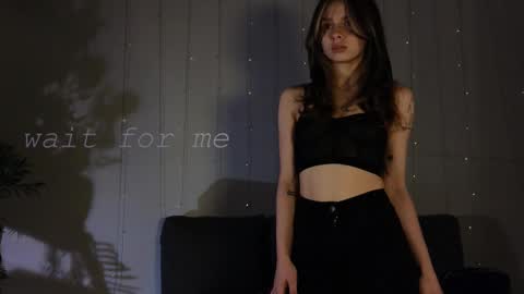 Snapshot of melodykey_x chatting on 5, 3, 2025 melody online show from 5, 3, 2025