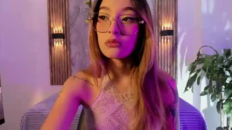 melodylanee online show from 11, 6, 2026