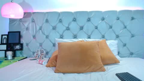 Luisa Castro online show from 28, 1, 2025