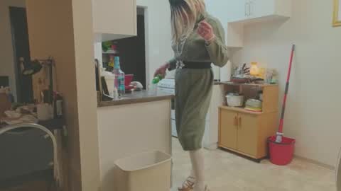 Melody online show from 23, 11, 2025