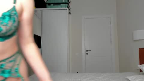 Snapshot of melon_mussy chatting on 13, 2, 2025 melon_mussy online show from 13, 2, 2025