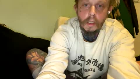 Snapshot of melt13 chatting on 8, 3, 2026 melt13 online show from 8, 3, 2026