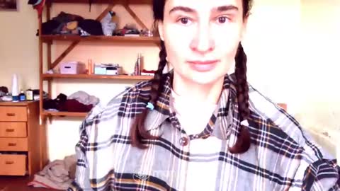 Yummygirl online show from 1, 1, 2025