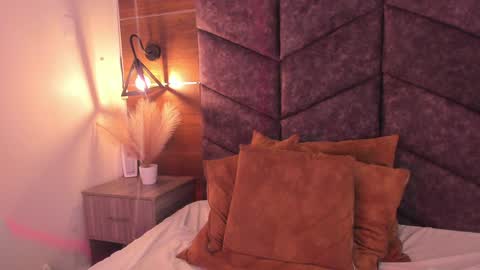  Memphis Williams  online show from 8, 2, 2025