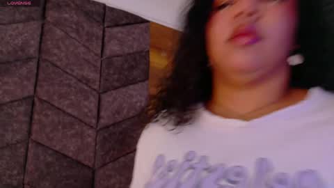  Memphis Williams  online show from 7, 4, 2026