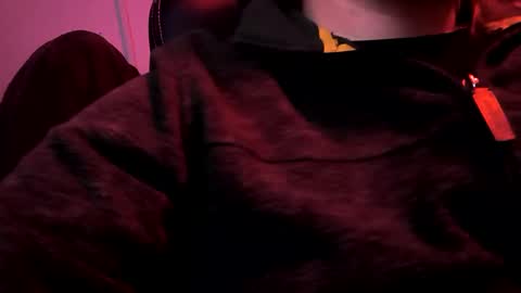 Snapshot of men10_12_1983 chatting on 29, 12, 2024 men10_12_1983 online show from 29, 12, 2024