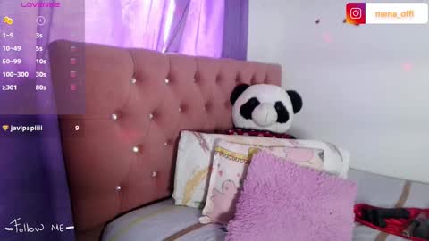 Snapshot of mena_hicks chatting on 27, 1, 2025 Heart online show from 27, 1, 2025