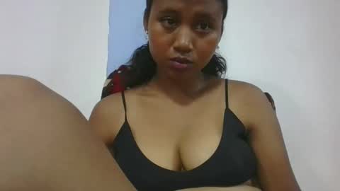 mendrika718601 online show from 5, 3, 2026