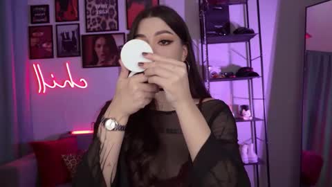 Amy Meow online show from 15, 10, 2025