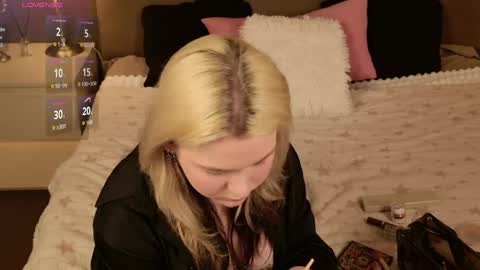 Snapshot of meow_teyya chatting on 29, 5, 2026 Ivy online show from 29, 5, 2026