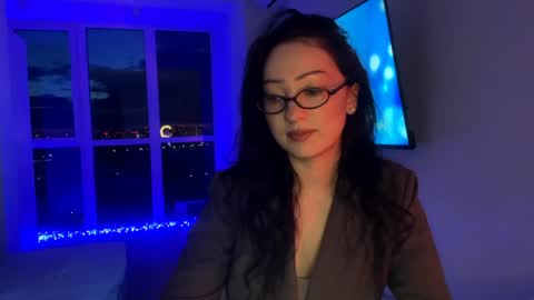 MeowAlika online show from 27, 4, 2026