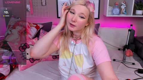 Snapshot of meowkakitty chatting on 4, 2, 2025 MeowkaKitty online show from 4, 2, 2025