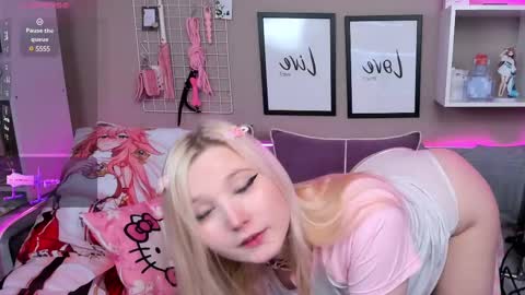 Snapshot of meowkakitty chatting on 18, 2, 2025 MeowkaKitty online show from 18, 2, 2025