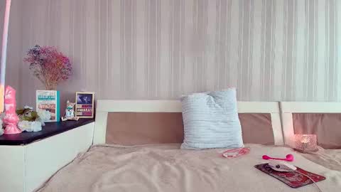 meowroslava online show from 26, 9, 2025