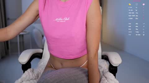 meowwmee online show from 22, 9, 2025