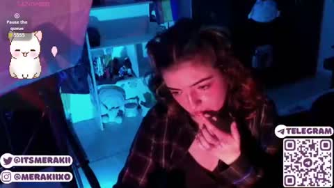 Snapshot of meraki_fraise chatting on 5, 8, 2026 online show from 5, 8, 2026