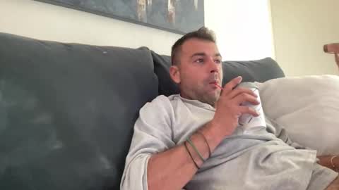 Mercedes190d online show from 22, 3, 2026