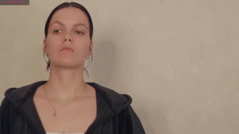 Miya online show from 4, 3, 2026