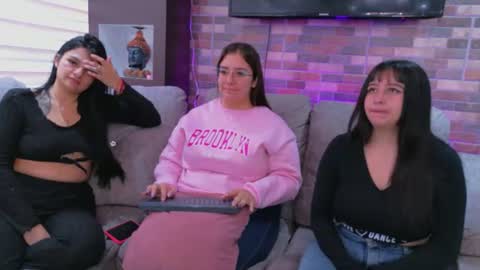meredith_spencer online show from 10, 6, 2026