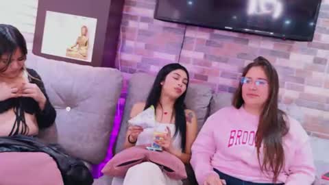meredith_spencer online show from 15, 7, 2026