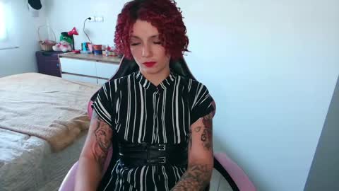Miss Freckles online show from 1, 5, 2026