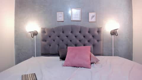 meridalane online show from 8, 3, 2025