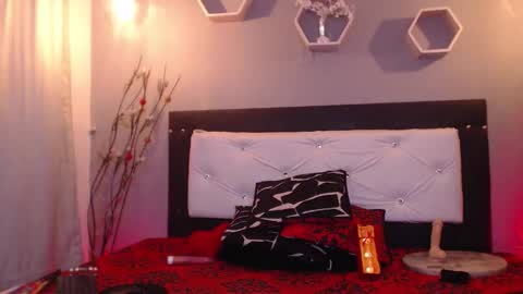 meriiiidaa online show from 24, 9, 2025