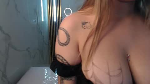 Snapshot of merloth_sub chatting on 18, 1, 2025 Merloth online show from 18, 1, 2025