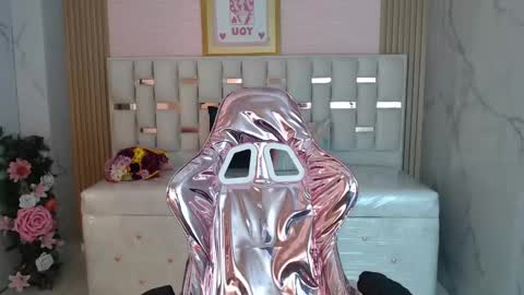 Snapshot of merloth_sub chatting on 15, 2, 2025 Merloth online show from 15, 2, 2025