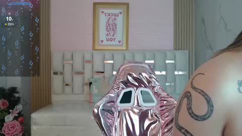 Snapshot of merloth_sub chatting on 1, 3, 2025 Merloth online show from 1, 3, 2025