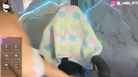 Snapshot of merloth_sub chatting on 10, 10, 2025 Merloth online show from 10, 10, 2025