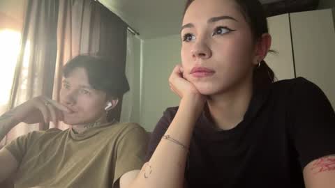 Alex and Mila online show from 23, 7, 2026
