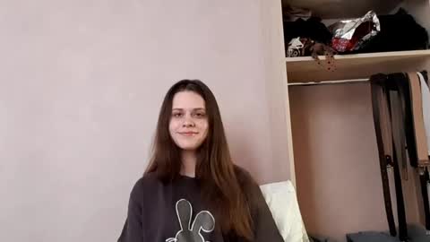 Snapshot of merryishmael chatting on 15, 4, 2026 Aurora online show from 15, 4, 2026