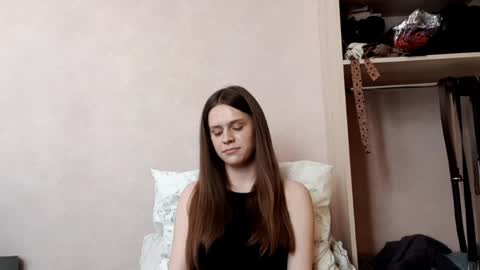 Snapshot of merryishmael chatting on 16, 4, 2026 Aurora online show from 16, 4, 2026