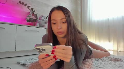 Snapshot of meryfoxxx chatting on 24, 10, 2025 meryfoxxx online show from 24, 10, 2025