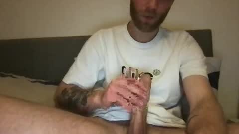 messageme11 online show from 24, 2, 2025