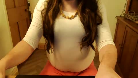 messyxdresser online show from 11, 1, 2025