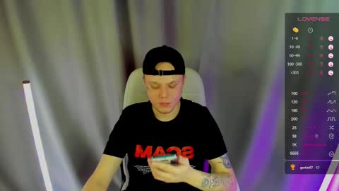 Snapshot of mettbliss chatting on 28, 11, 2025 Mett online show from 28, 11, 2025