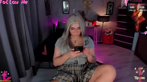 Snapshot of mhia_devil chatting on 16, 12, 2025 miss devil online show from 16, 12, 2025