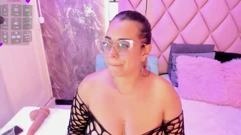 MHONIK BELUCI online show from 6, 3, 2026