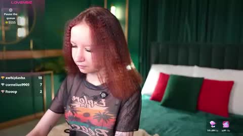 Mia online show from 28, 7, 2026