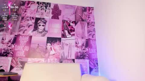 Snapshot of mia120923 chatting on 24, 11, 2025 Mia online show from 24, 11, 2025