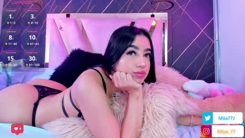 Mia online show from 5, 12, 2025