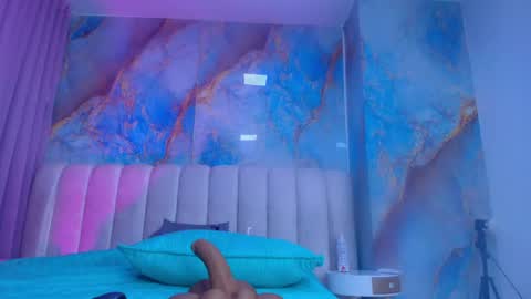 Emi online show from 23, 4, 2026